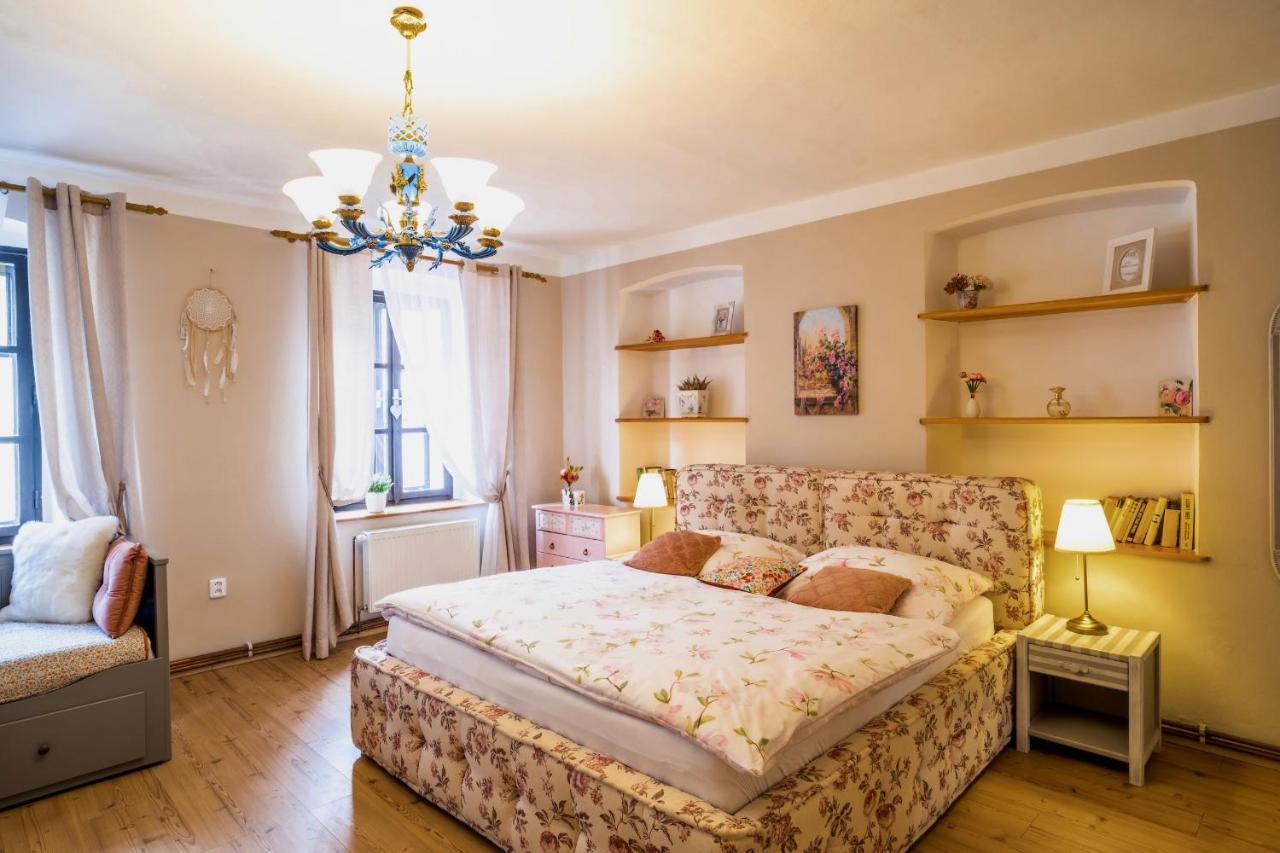 Rustic House V Luzickych Horach Leilighet Jiřetín pod Jedlovou Eksteriør bilde