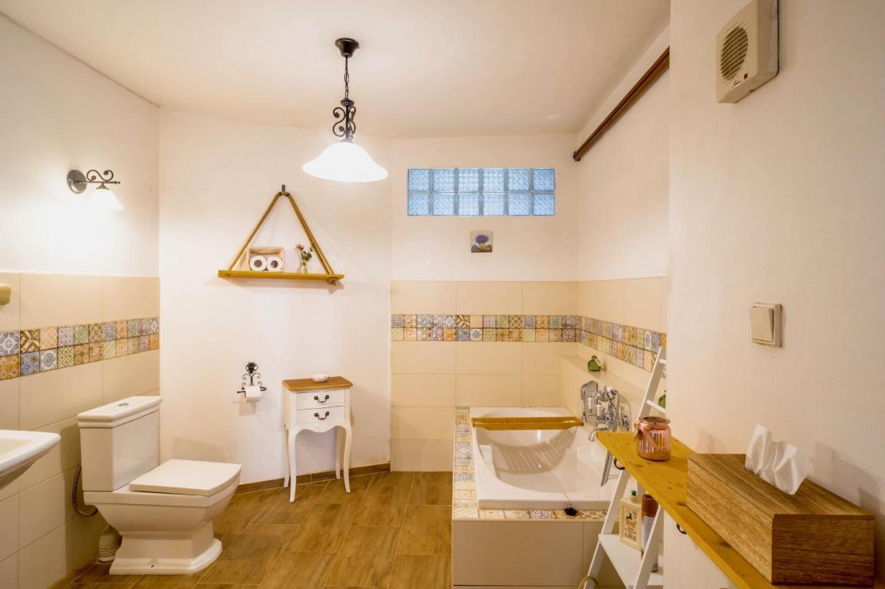 Rustic House V Luzickych Horach Leilighet Jiřetín pod Jedlovou Eksteriør bilde